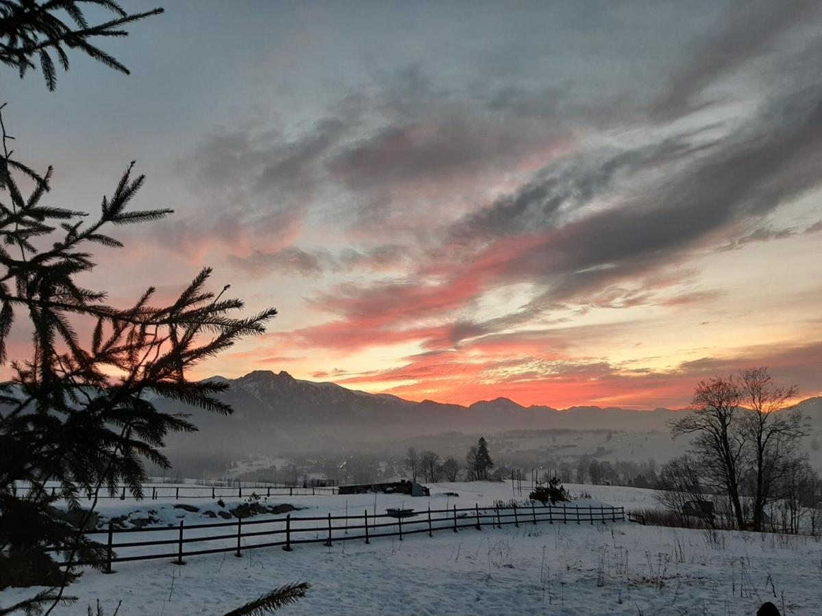 Pokoje U Mrugaly Czerwienne Esterno foto