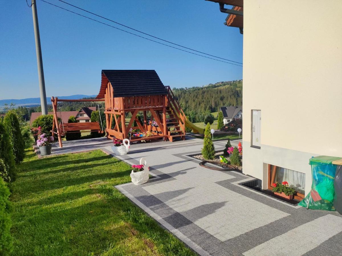 Pokoje U Mrugaly Czerwienne Esterno foto