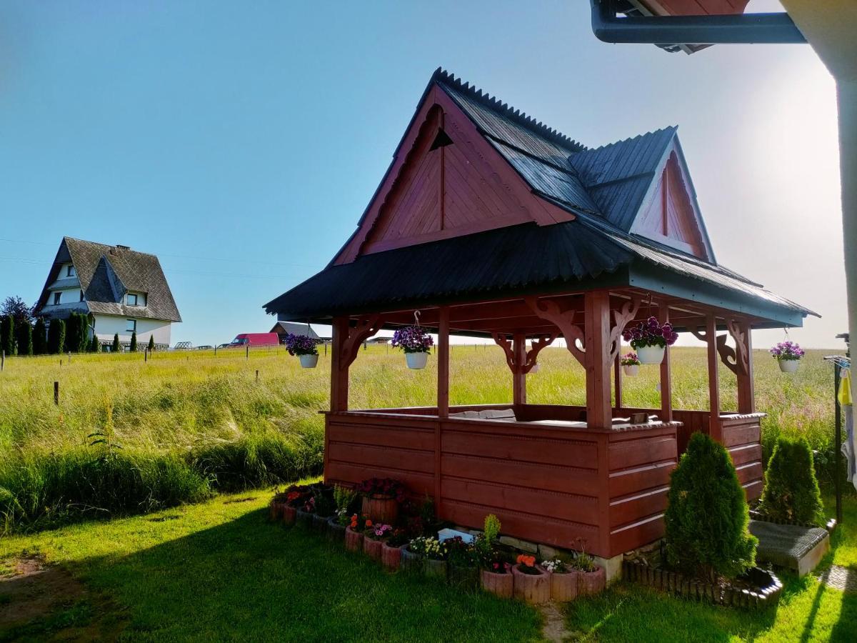 Pokoje U Mrugaly Czerwienne Esterno foto