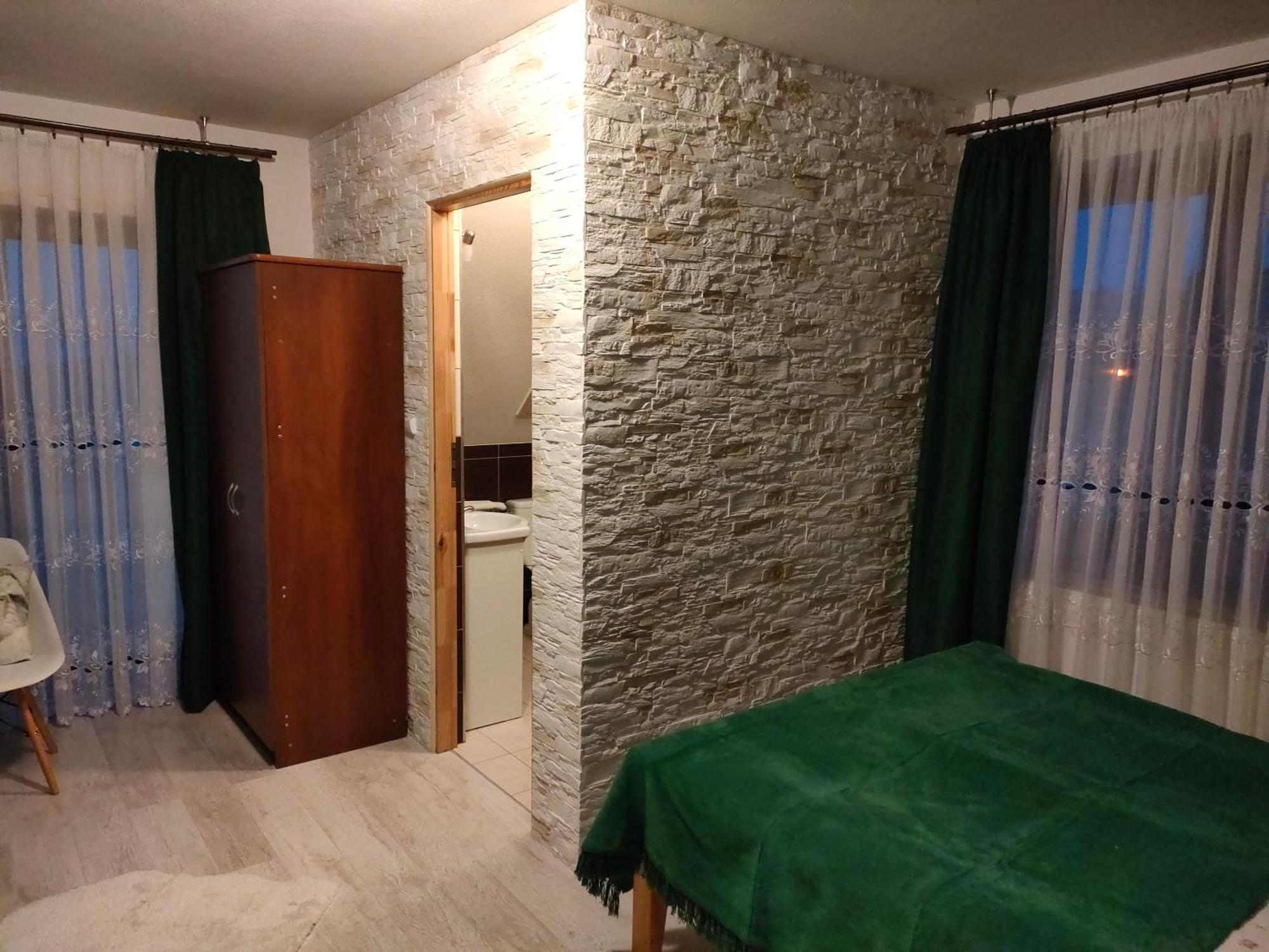 Pokoje U Mrugaly Czerwienne Camera foto