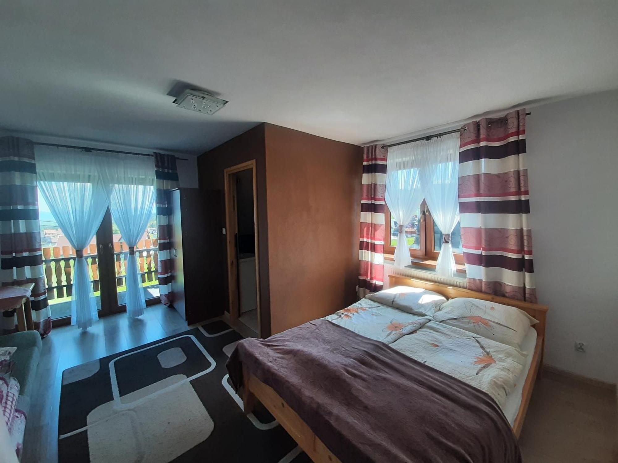 Pokoje U Mrugaly Czerwienne Camera foto